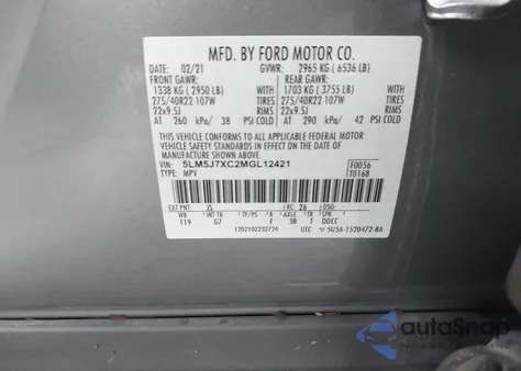 2021 Lincoln Aviator Reserve z USA, uszkodzony, nr VIN 5LM5J7XC2MGL12421